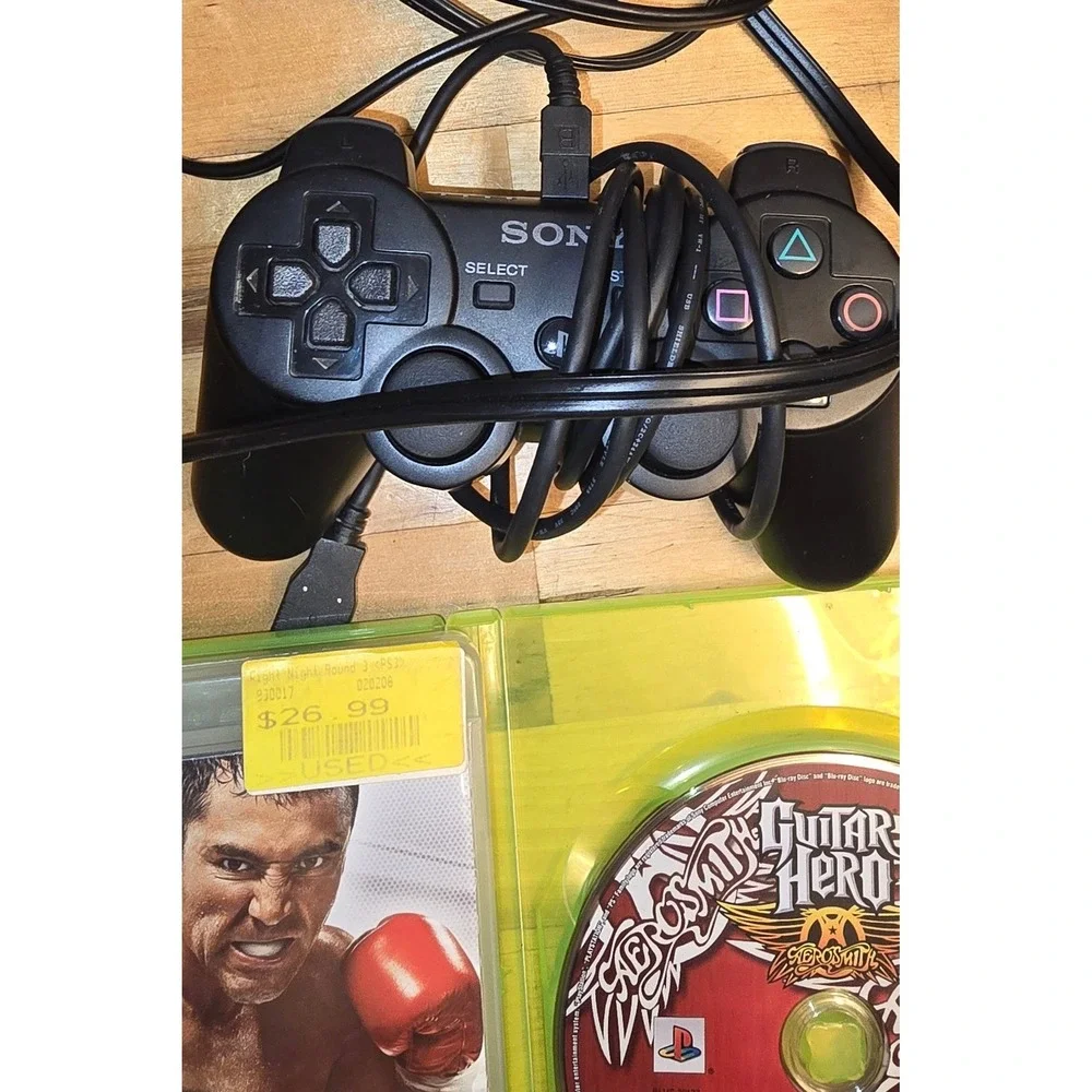 Sony PlayStation 3 PS3 Slim CECH-3001B Bundle 320GB Black 8 Games Controller
